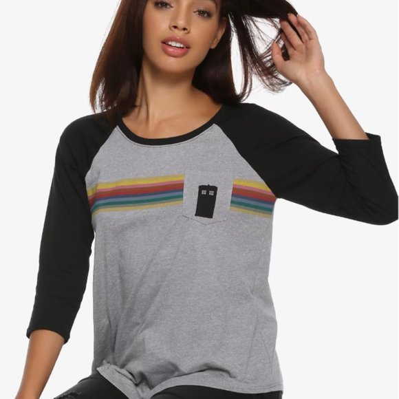 Her Universe Doctor Who Tops - Doctor Who Thirteenth Doctor TARDIS Raglan T-Shirt